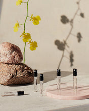 Load image into Gallery viewer, Eau de Parfum Discovery Set
