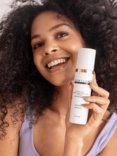 Load image into Gallery viewer, Physical Universal Tinted SPF 44 Moisturizer
